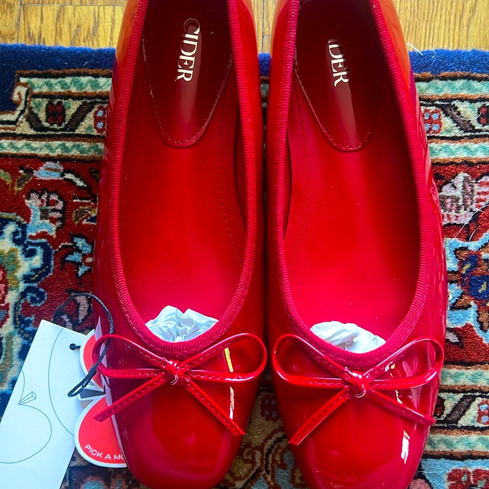 Brand new never worn red patent ballerina flats